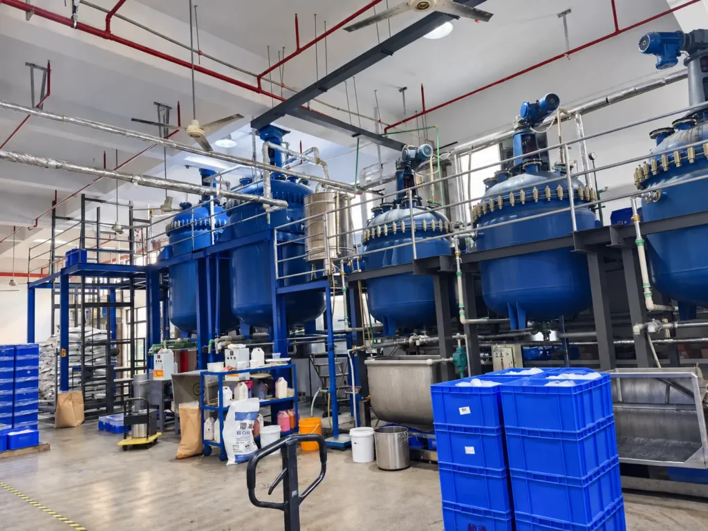 Slime glue production equipment in Tongqu Toy's workshop